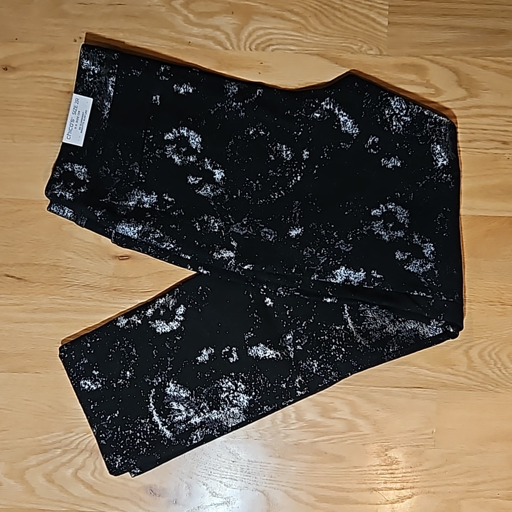 Chico's So Slimming Pants - Size 12